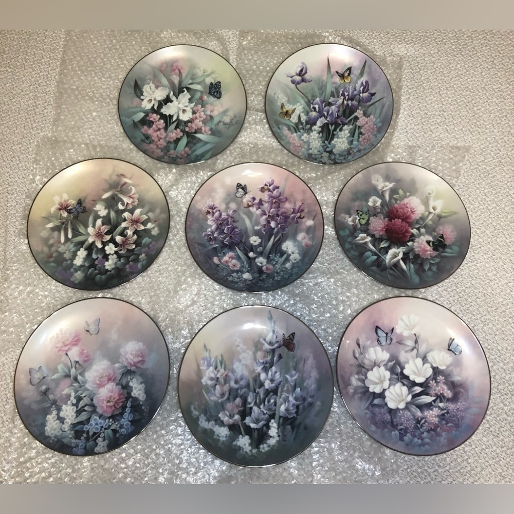 Jewels of the Flowers Complete Set 8 Porcelain w/ Platinum Rim by E. Knowles